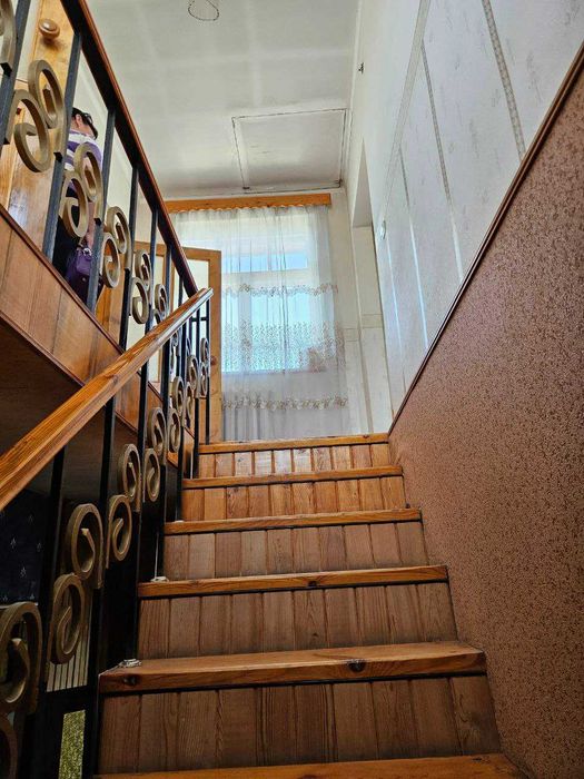 Госпиталь, Мирзо-Улугбекский район, продам 3х уровневый дом, 3 сотки
