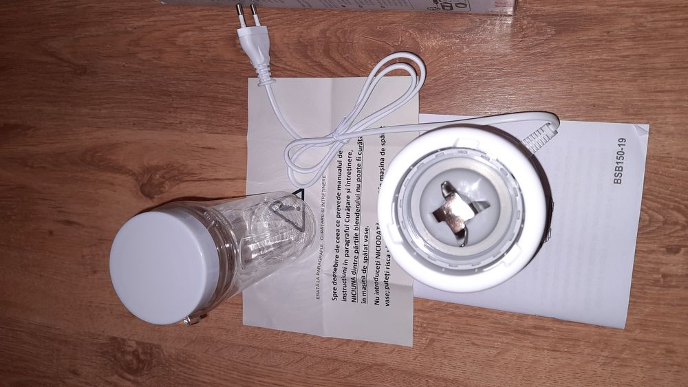 Blender , 150 W, 0.35 Litri, Alb, nou