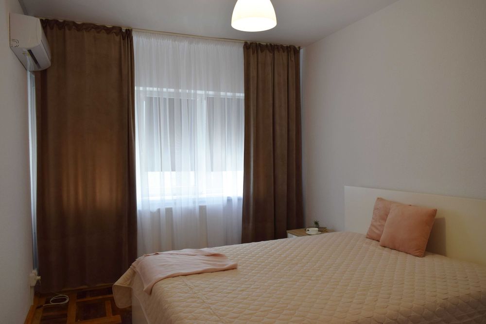 Apartament cu 3 camere de inchiriat