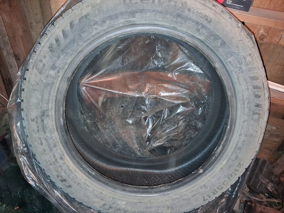 Продам 4 пар колёса 215/55/R17