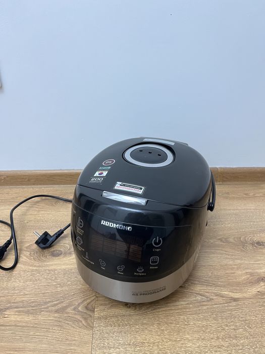 Мультиварка redmond