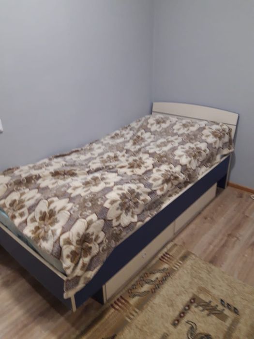 Продам дом зимний,есть баня