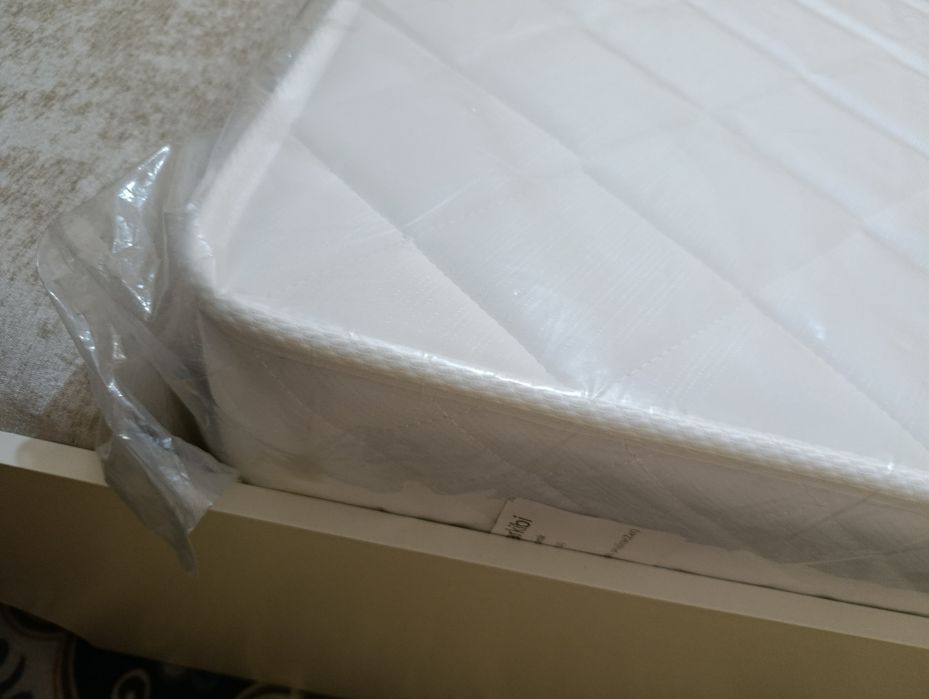 Yangi mebil Sotiladi