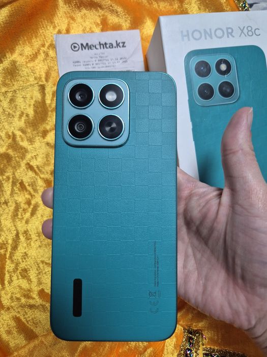 Новый HONOR x8c с гарантией