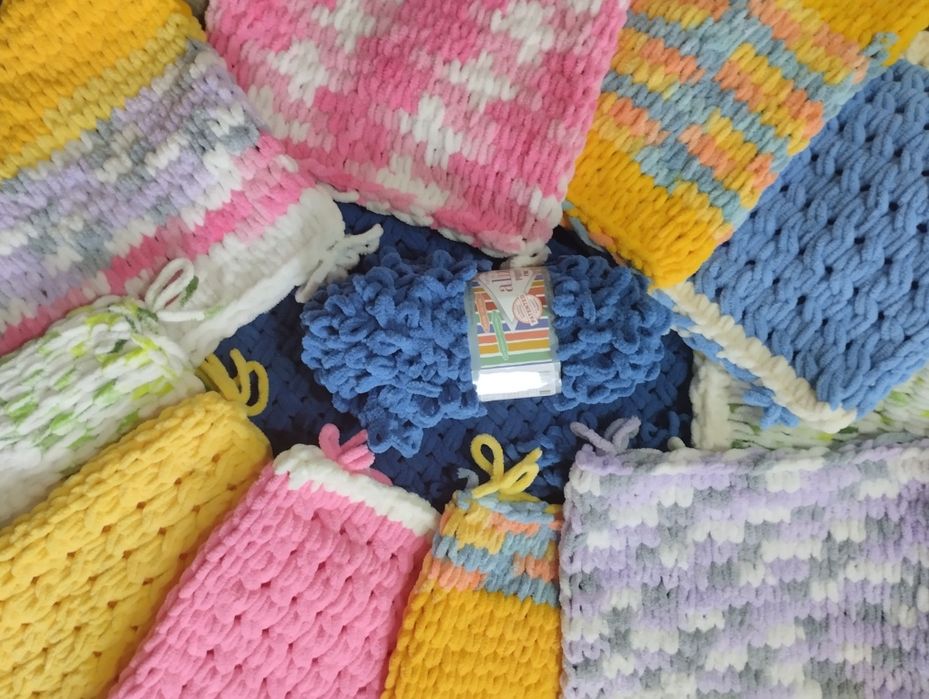 Пледы детские вязаные