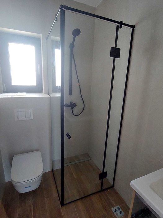 paravan walkin anticalcar si cabina dus panou sticla fix