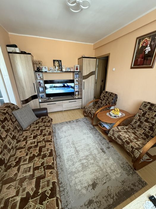 Vând Apartament zona K-tanga Bloc A1
