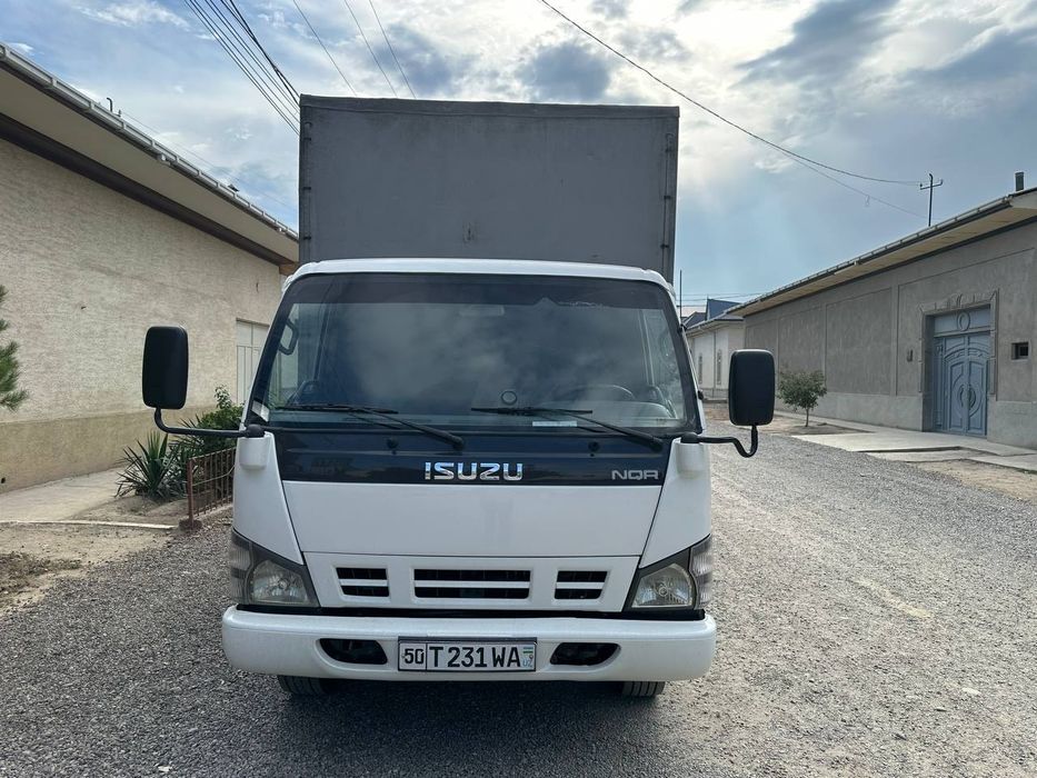 Isuzi tentlik 27kub