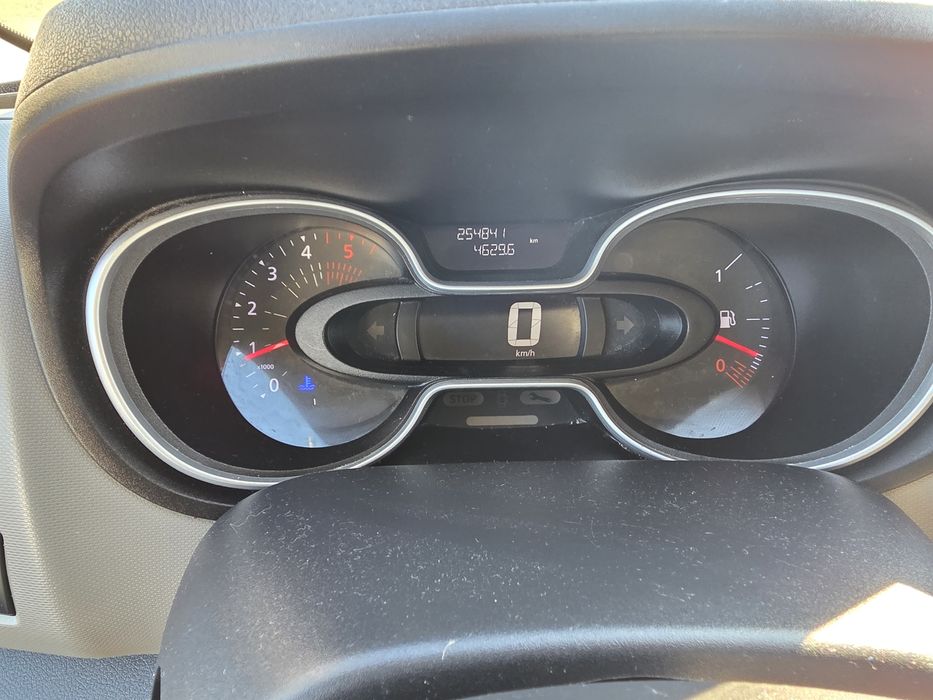 Renault Trafic 3, motorizare 1.6 diesel, citiți toată descrierea