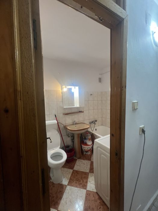 Garsoniera de inchiriat