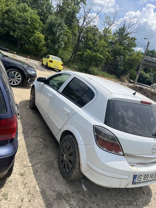 Opel astra H.