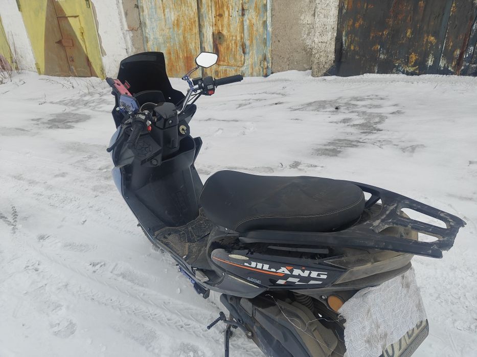 Продам скутер maxi