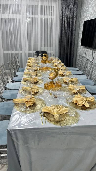 Аренда стола и стульев, посуда.