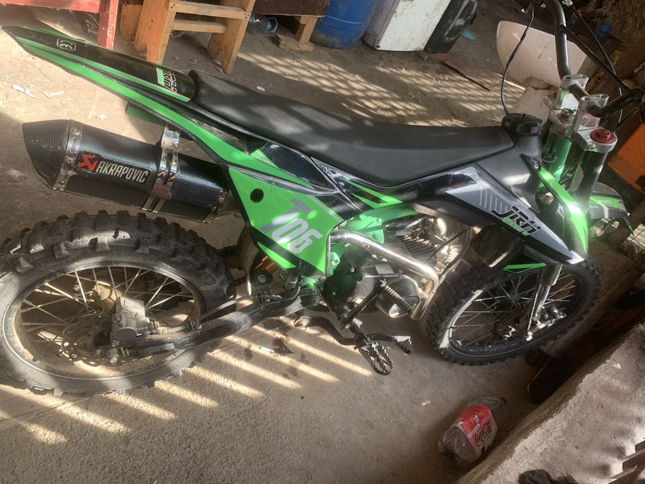 Cross JRH 125 4t