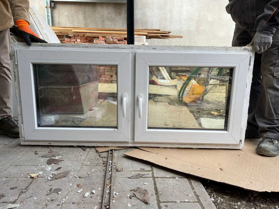 Fereastră termopan VEKA Tripan 149 x 66 cm Gri Antracit / Alb (Optimedia, bandă caldă)