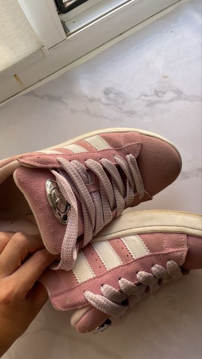 КРОССОВКИ адидас для девушек