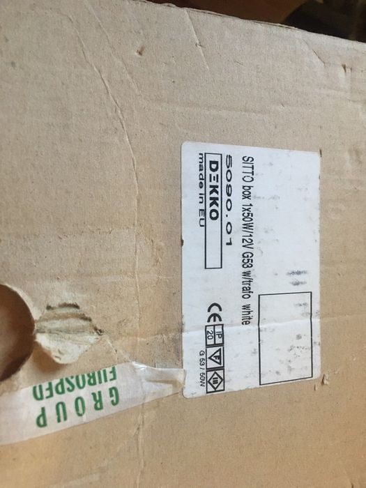 Лампи за таванен монтаж 12 волта нови