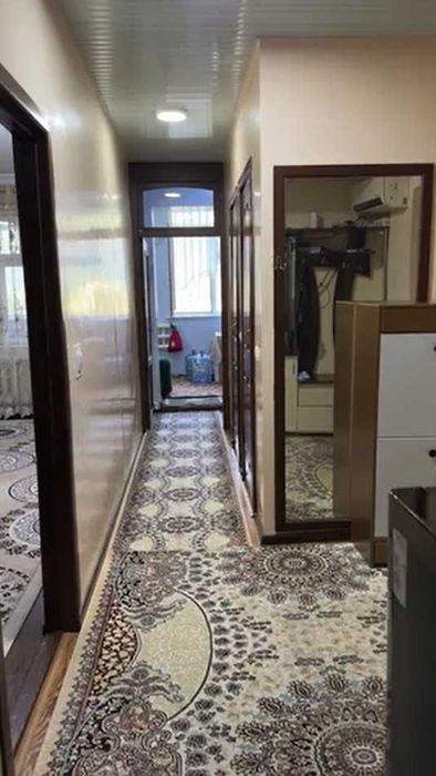 Яккасаройдан 3 хонали уй сотилади.