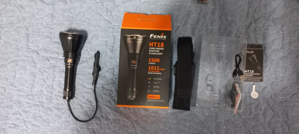 Lanterna Fenix HT18 drumeție vânătoare
