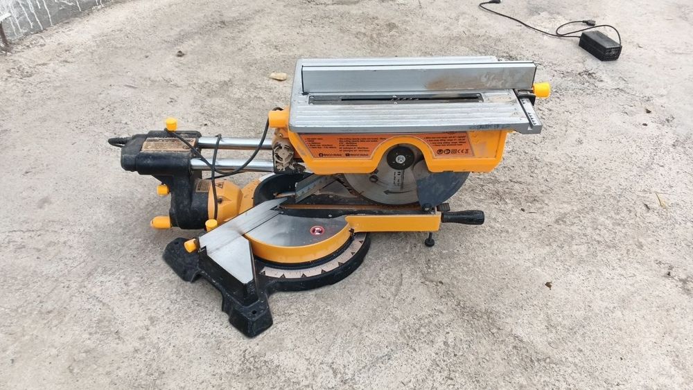 Тороцовочная пила Ingco