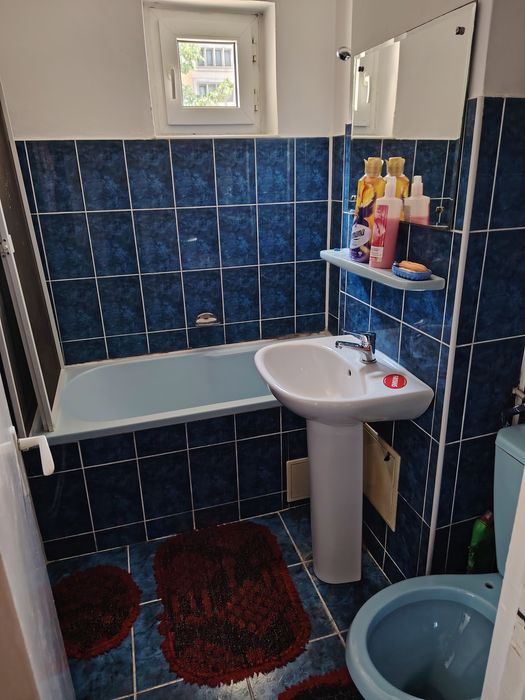 Vând apartament 2 camere, zonă ultracentrală