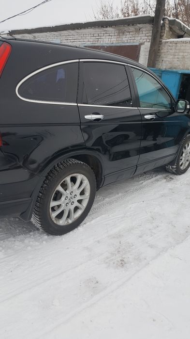 Продам машину Honda CR- V