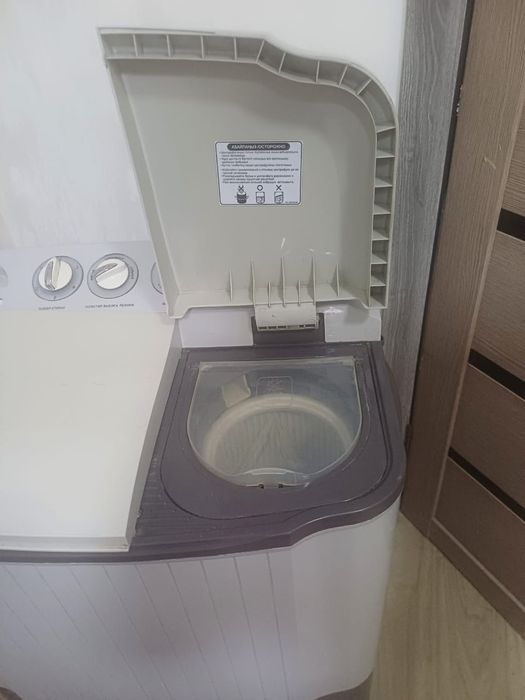 Срочно продам!  Полавтомат машина ,