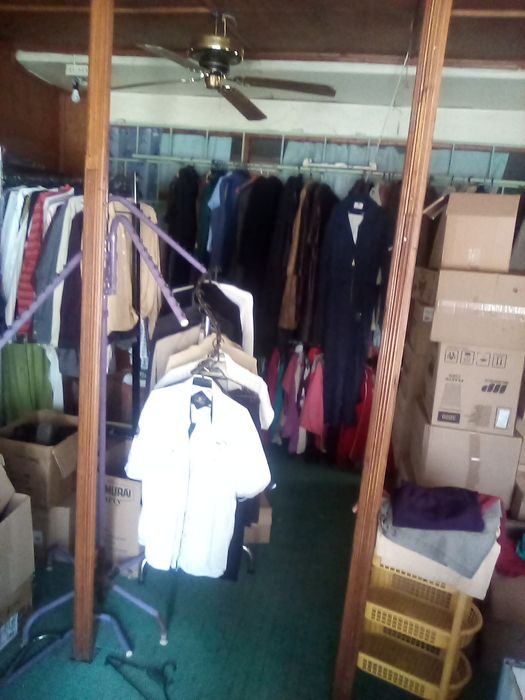 Търговски бунгала 25 кв.м и 12 кв.м преносими.