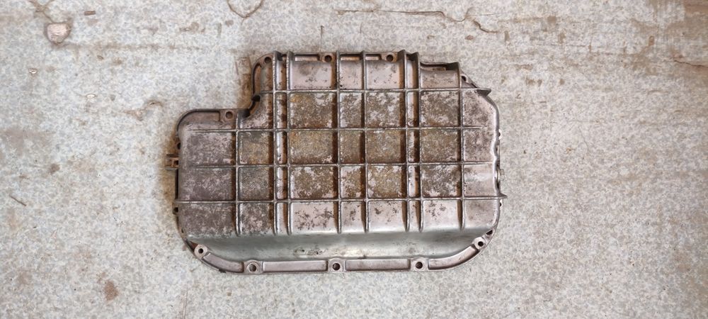 Продам поддон с М112 на Мерседес