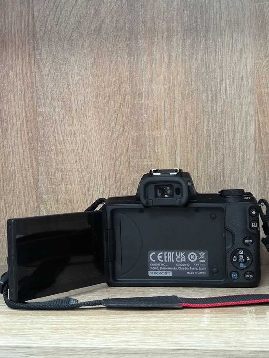 Aparat Foto Miroless Canon EOS M50 Mark II + Obiectiv Canon EF-M 15-45mm [#140177#]