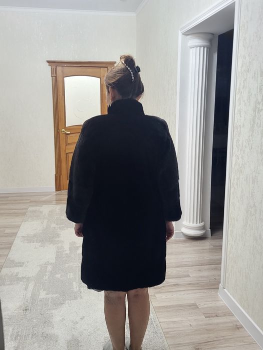 Продам норковую шубу