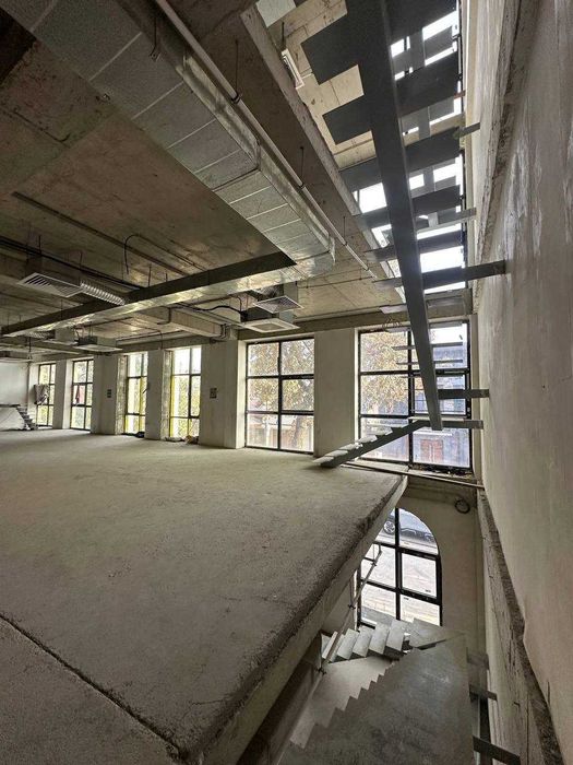 Здание 2 400 м2, Глинка, Мирабад, цена 2 000 у.е. за м2