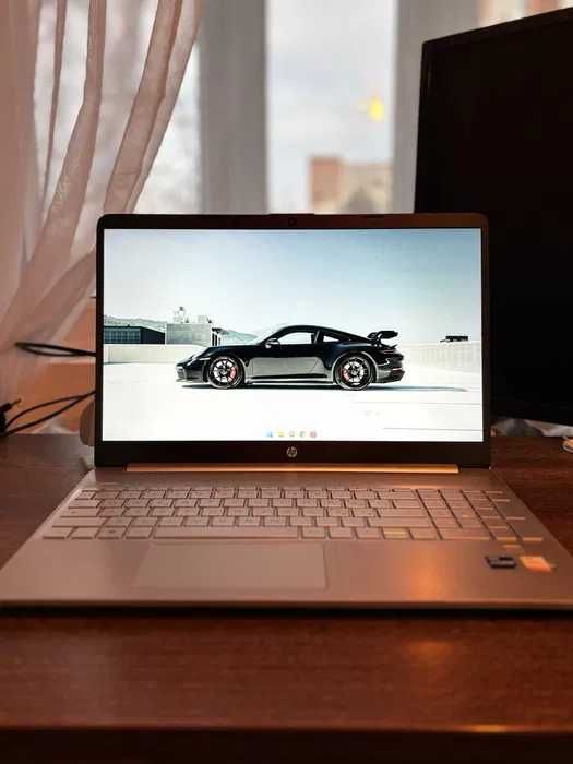 Laptop HP 15s | Intel i7 Gen 12 (i7-1255U) | 16GB RAM