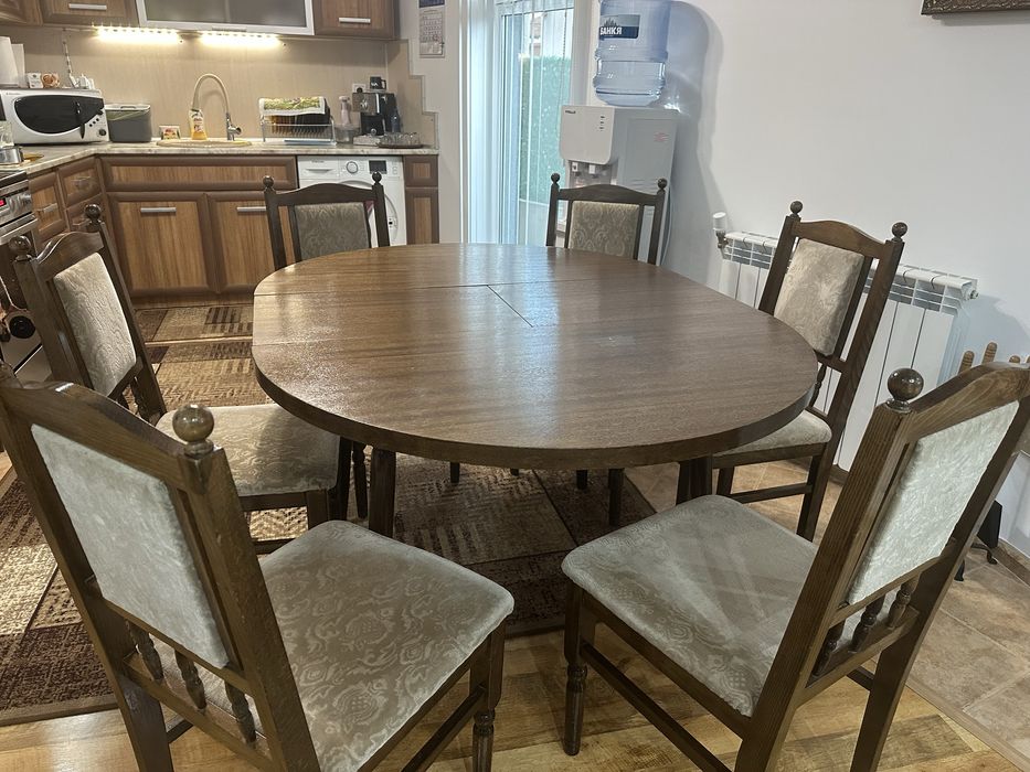 Комплект маса със 6 бр стола