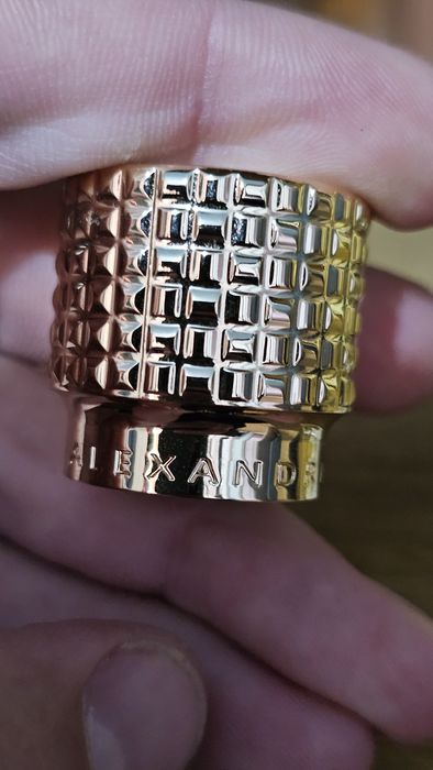 Александриа fabulous 96% сходен с tom ford facking fabulous