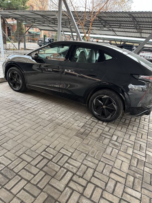 Автомобиль Volksvagen Unix 06 электро