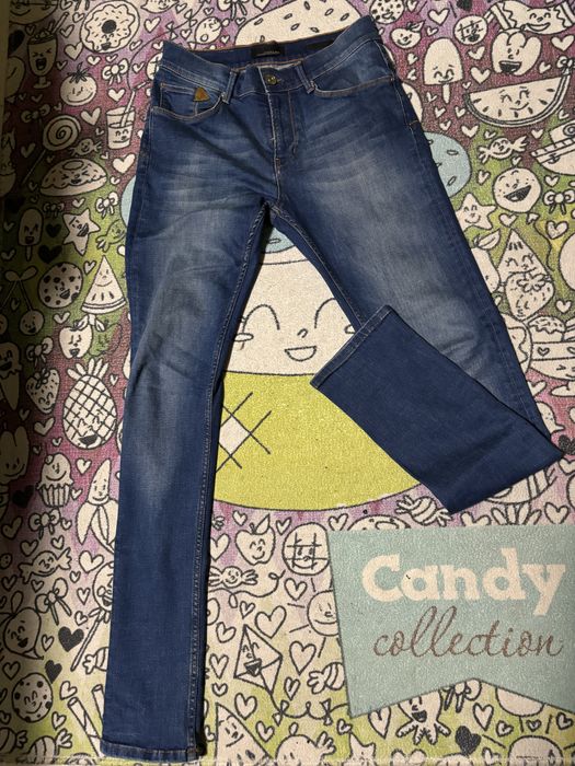 Мъжки дънки на ZARA