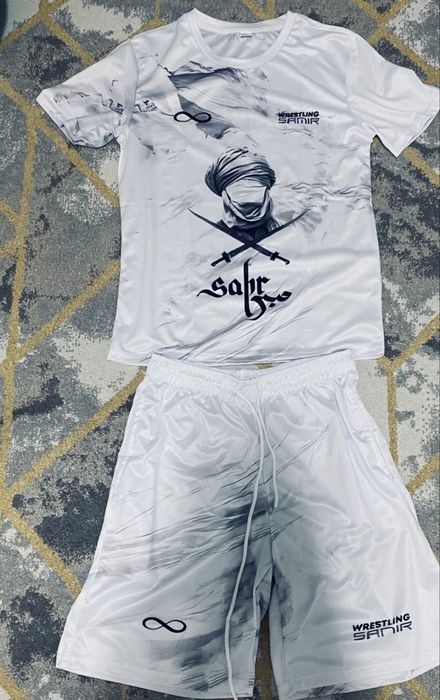 Продам рашгард sabr