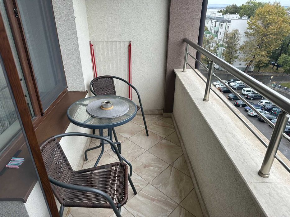 Дава се под наем Двустаен апартамент в Бургас, Зорница - 65 кв.м за 280.5 € - Снимка #1