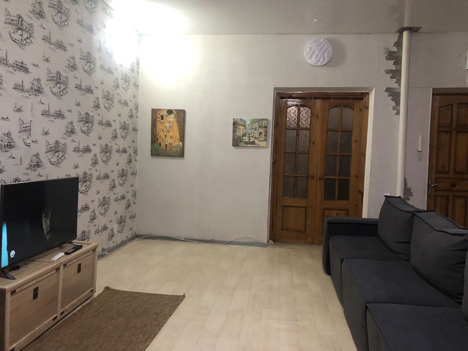 Продаю 2 комн.квартиру