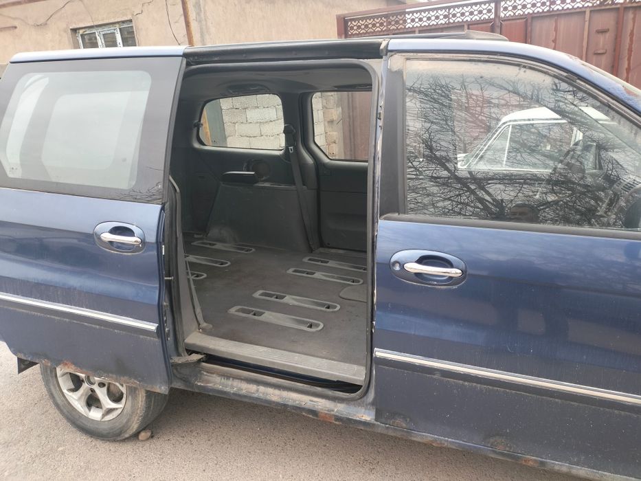 Разбор киа карнивал 2001 года