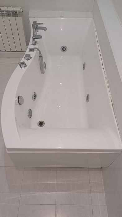 Продается джакузи + раковина