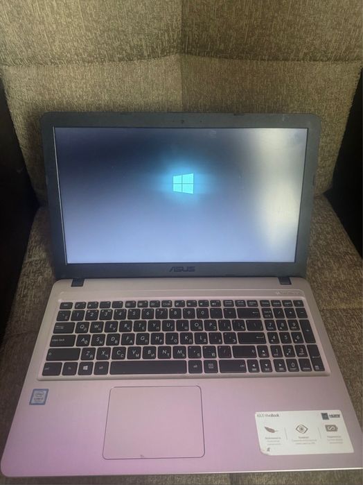Ноутбук ASUS б/у
