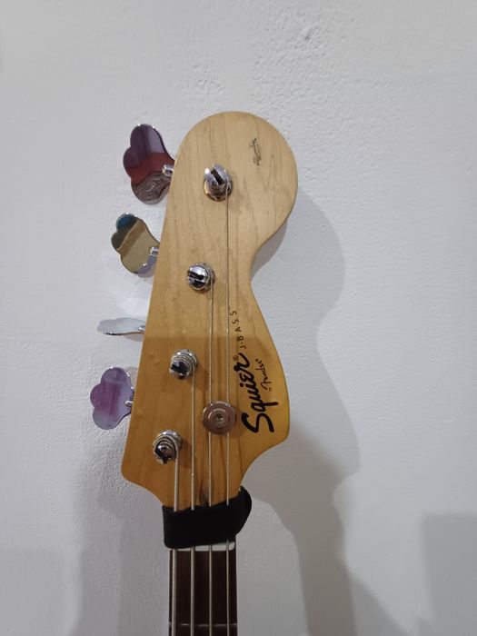 Продам джаз бас гитару!