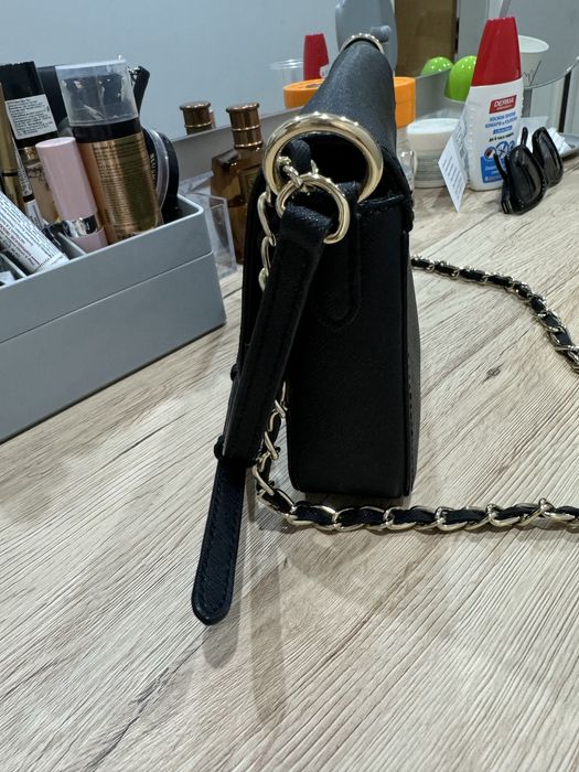 Нова чанта Dkny естествена кожа