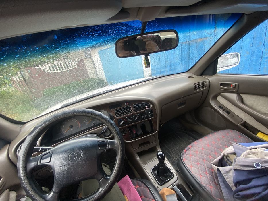 Продается камри 10 год 1996