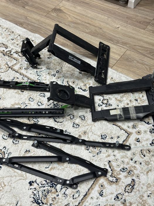 Продам кронштейны