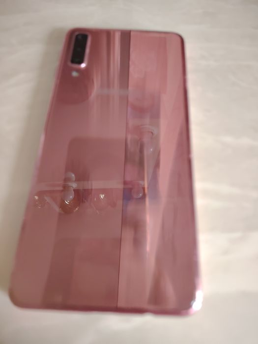 Продам телефон бу