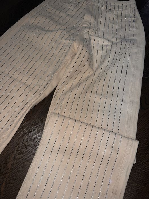 Дънки с камъни (цвят екрю)