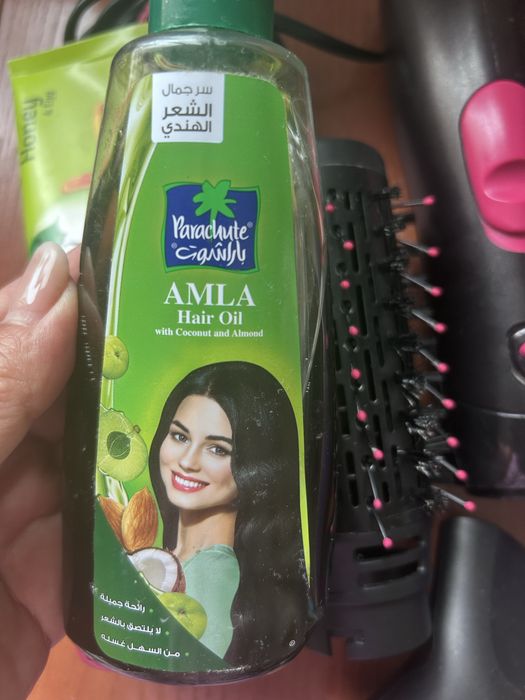 Фен– щетка Remington с подарком.